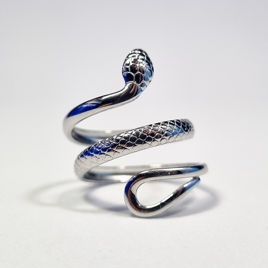 Anillo plateado serpiente
