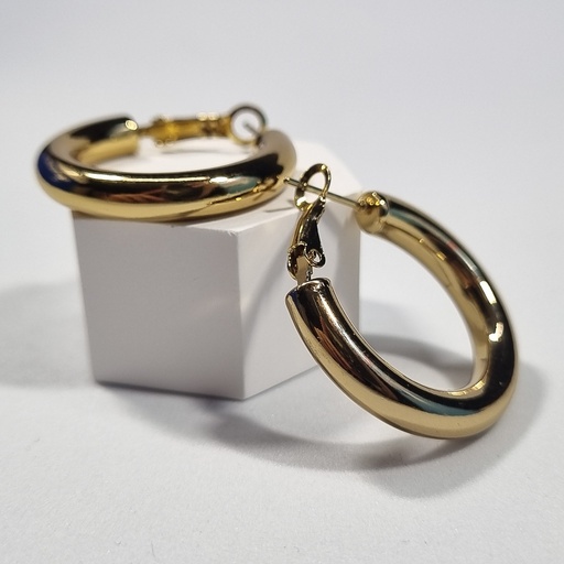 Aros dorados gruesos